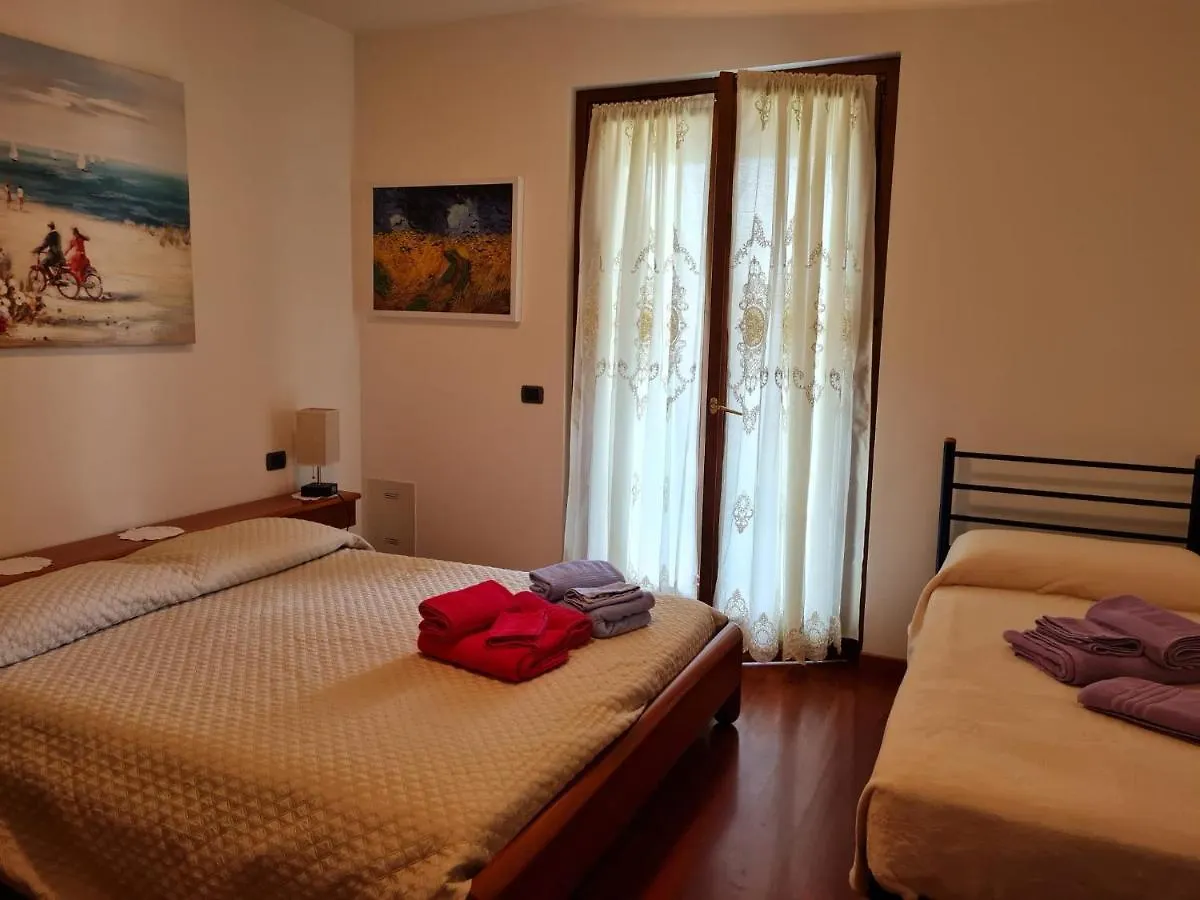 Homestay Casa Andre Apartment Pescantina